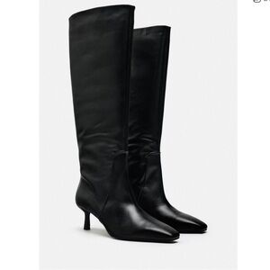 ZARA 100% Leather Black Low Heeled Knee High Pointy Toe Boots Size 36 or US 6